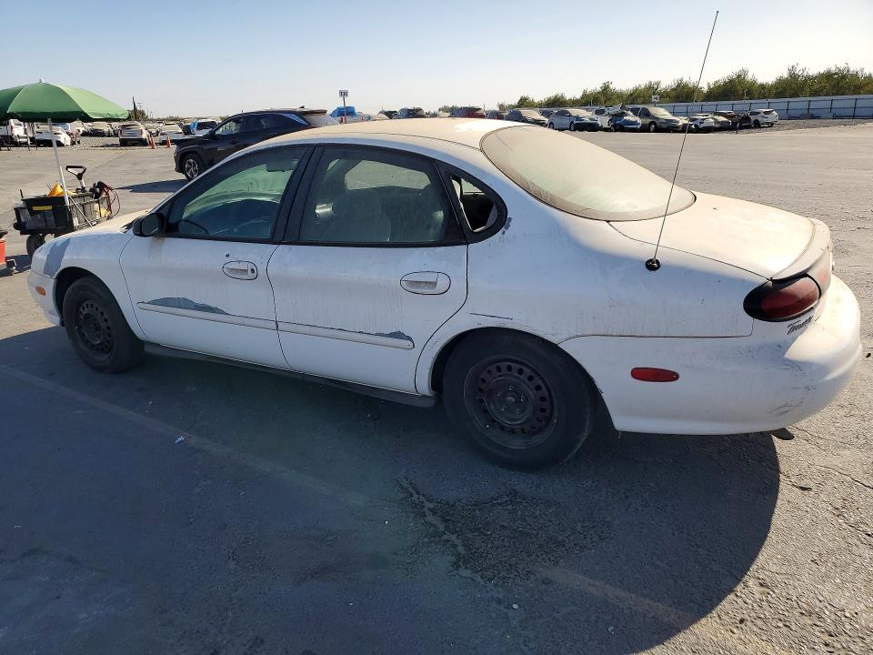 Photo 2 from auction – 1999 FORD TAURUS with VIN 1FAFP52U3XG253744