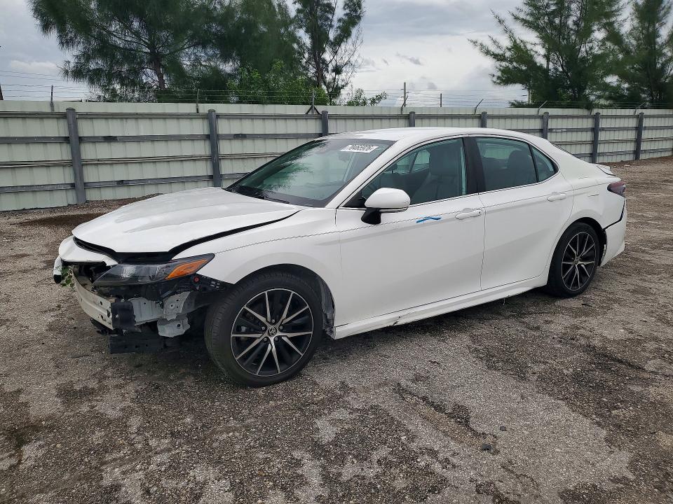 2022 TOYOTA CAMRY - Търг №70465926