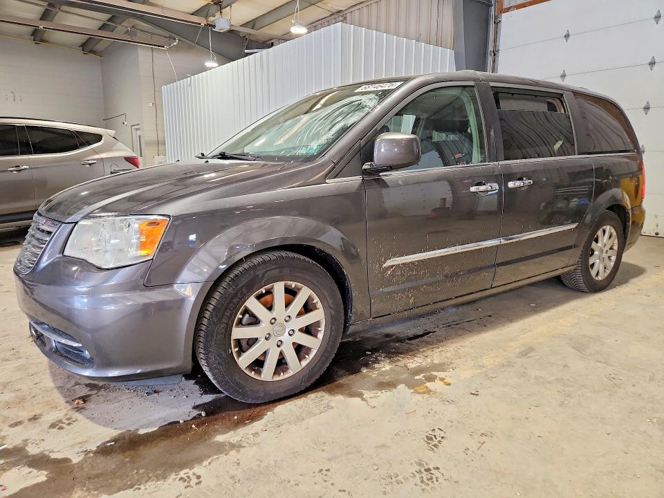 CHRYSLER TOWN & COUNTRY 2016 с VIN 2C4RC1BG2GR167068 - Снимка от търг