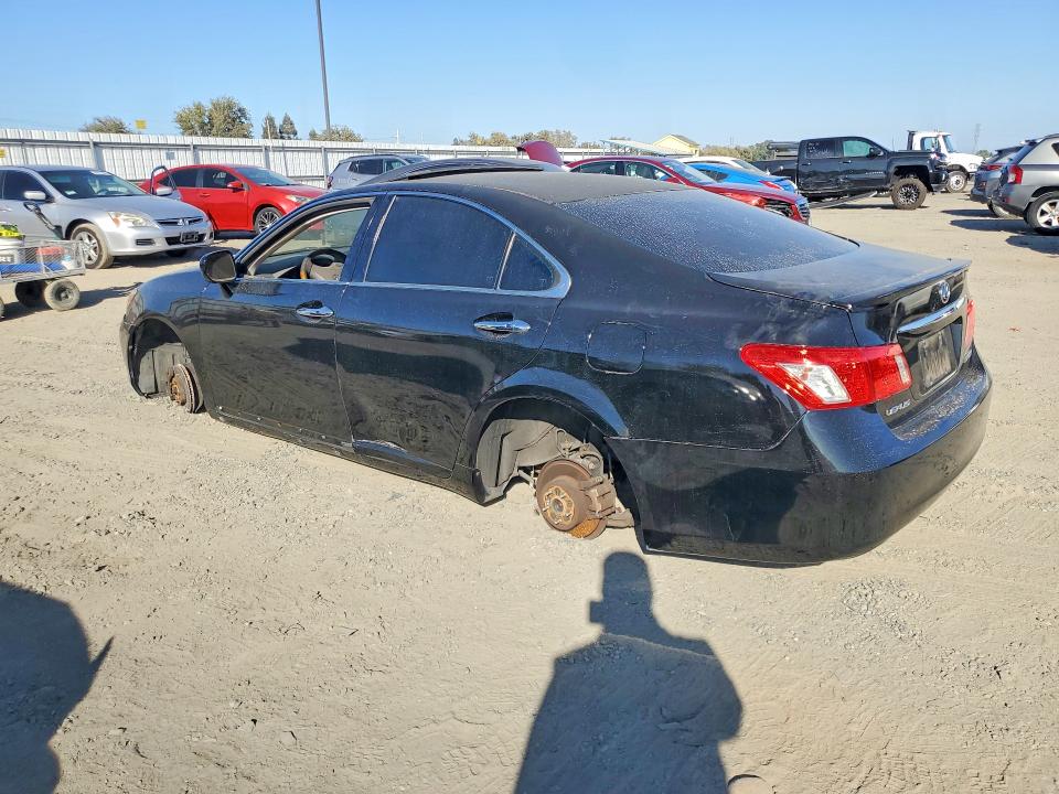 صورة رقم 2 من المزاد - 2007 LEXUS ES مع VIN JTHBJ46G072114238