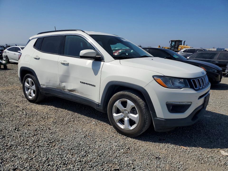 Снимка 4 от търг – 2019 JEEP COMPASS с VIN 3C4NJCBB9KT855546
