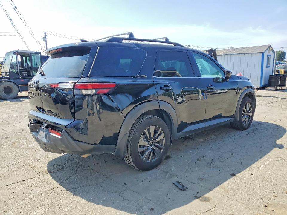Photo 3 from auction – 2022 NISSAN PATHFINDER with VIN 5N1DR3BA9NC210662