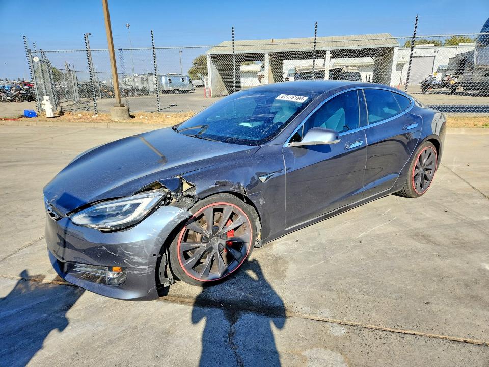 Снимка 1 от търг – 2020 TESLA MODEL S с VIN 5YJSA1E45LF400360