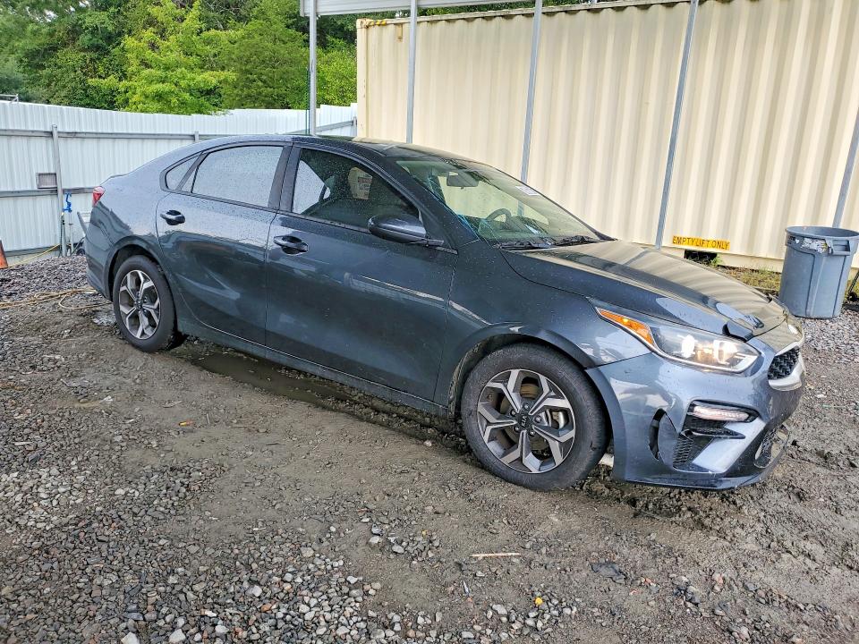 Photo 4 from auction – 2019 KIA FORTE with VIN 3KPF24AD7KE024352
