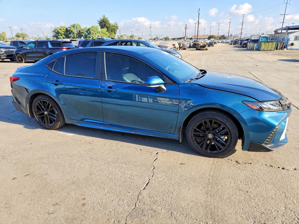 Photo 4 from auction – 2026 TOYOTA CAMRY with VIN 4T1DAACK5TU215979