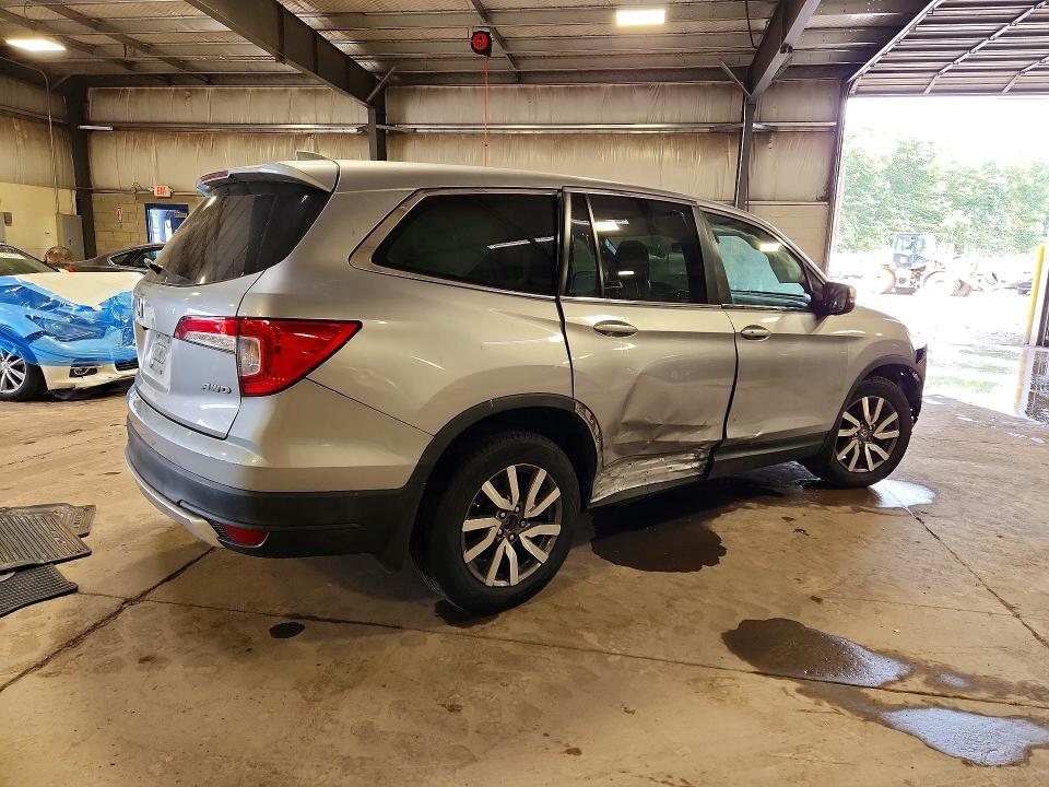 Zdjęcie 3 z aukcji – 2020 HONDA PILOT z VIN 5FNYF6H50LB069376