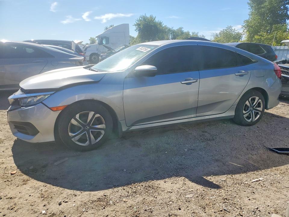 Снимка 1 от търг – 2018 HONDA CIVIC с VIN 2HGFC2F57JH003797