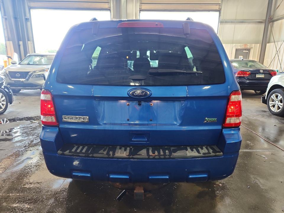 Photo 6 from auction – 2011 FORD ESCAPE with VIN 1FMCU0DG3BKB11010