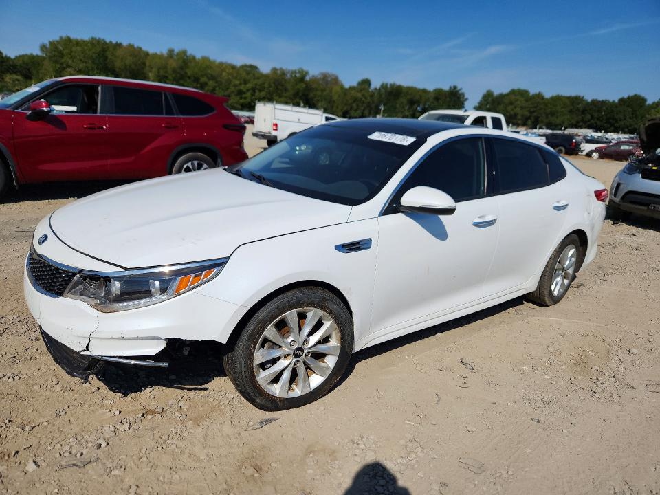 KIA OPTIMA 2016 z numerem VIN 5XXGU4L38GG098784 - Zdjęcie z aukcji