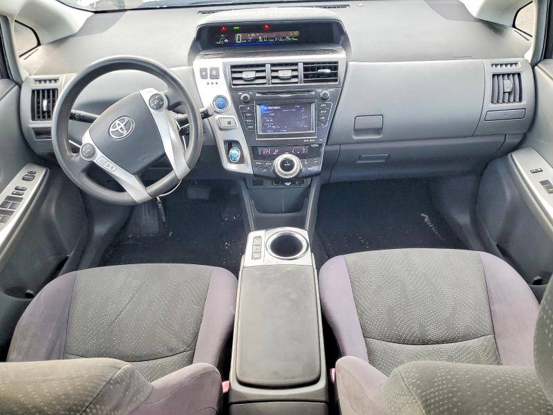 Photo 8 from auction – 2013 TOYOTA PRIUS V with VIN JTDZN3EUXD3218067