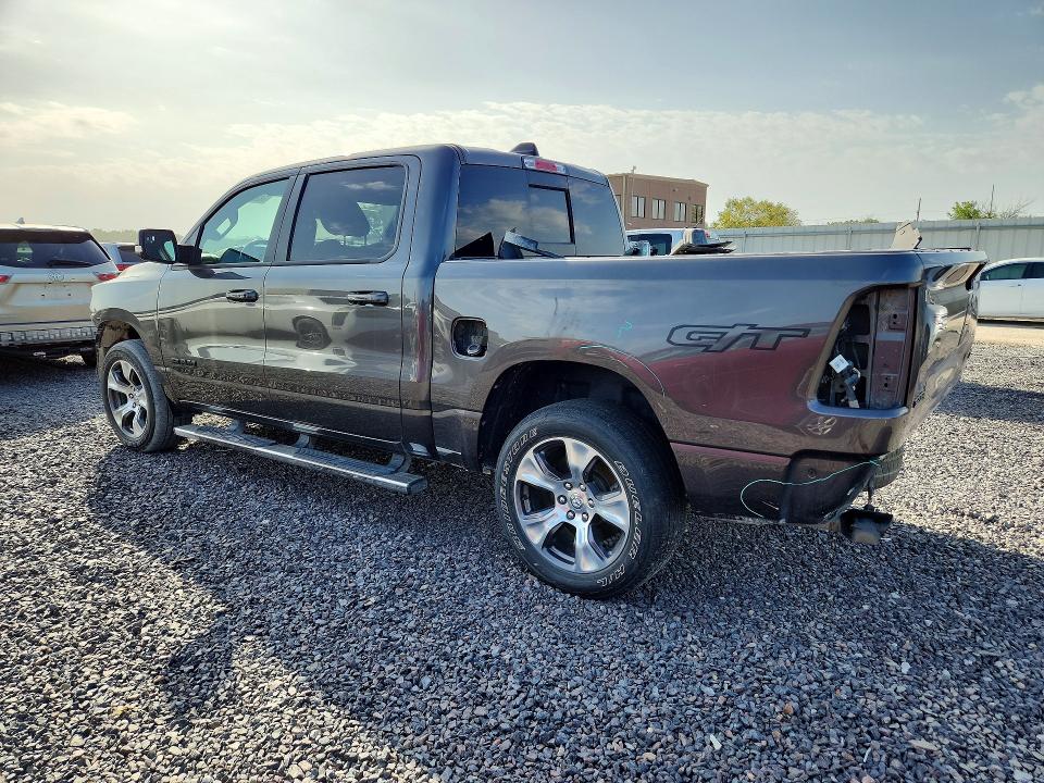 Снимка 2 от търг – 2022 RAM 1500 с VIN 1C6SRFVT8NN432759