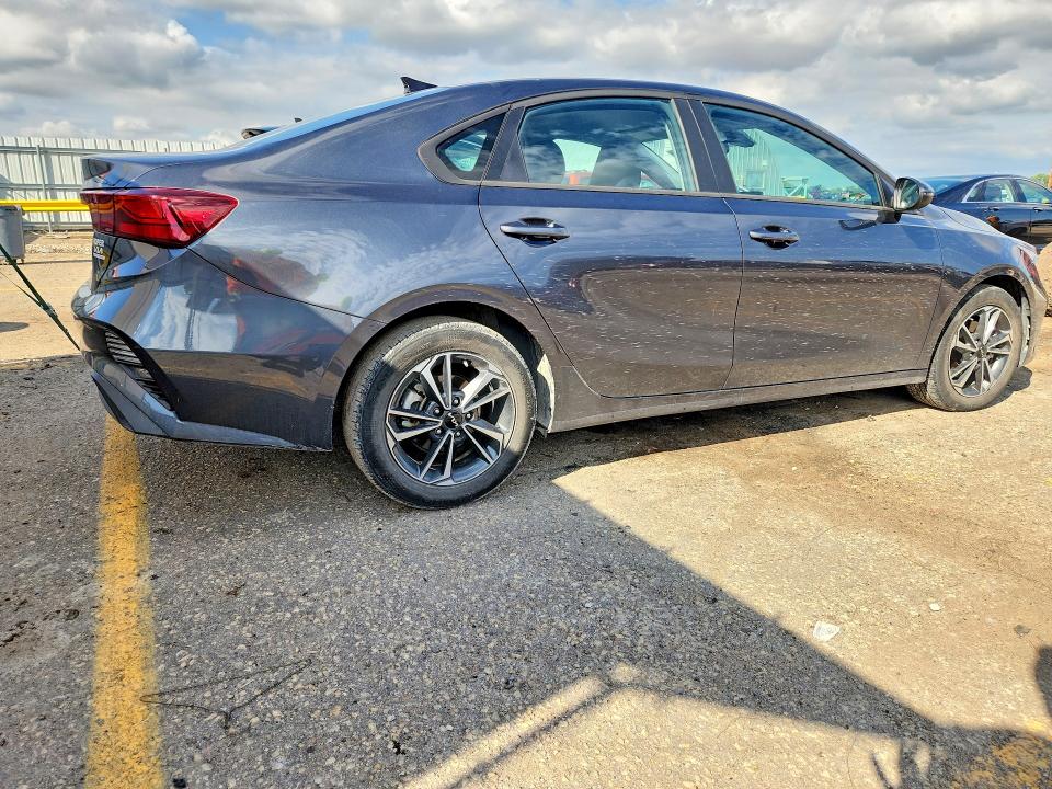 Photo 3 from auction – 2024 KIA FORTE with VIN 3KPF24AD3RE801054