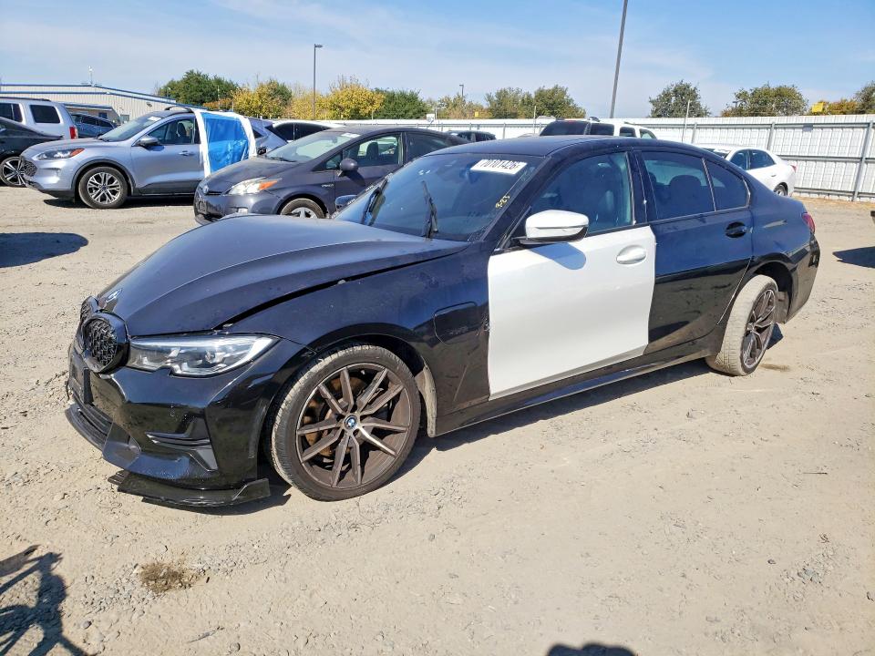 BMW 330E 2022 с VIN 3MW5P7J00N8C63284 - Снимка от търг