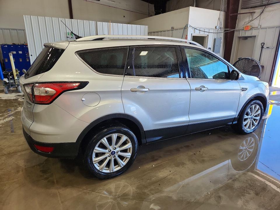 صورة رقم 3 من المزاد - 2017 FORD ESCAPE مع VIN 1FMCU0JD9HUD84752
