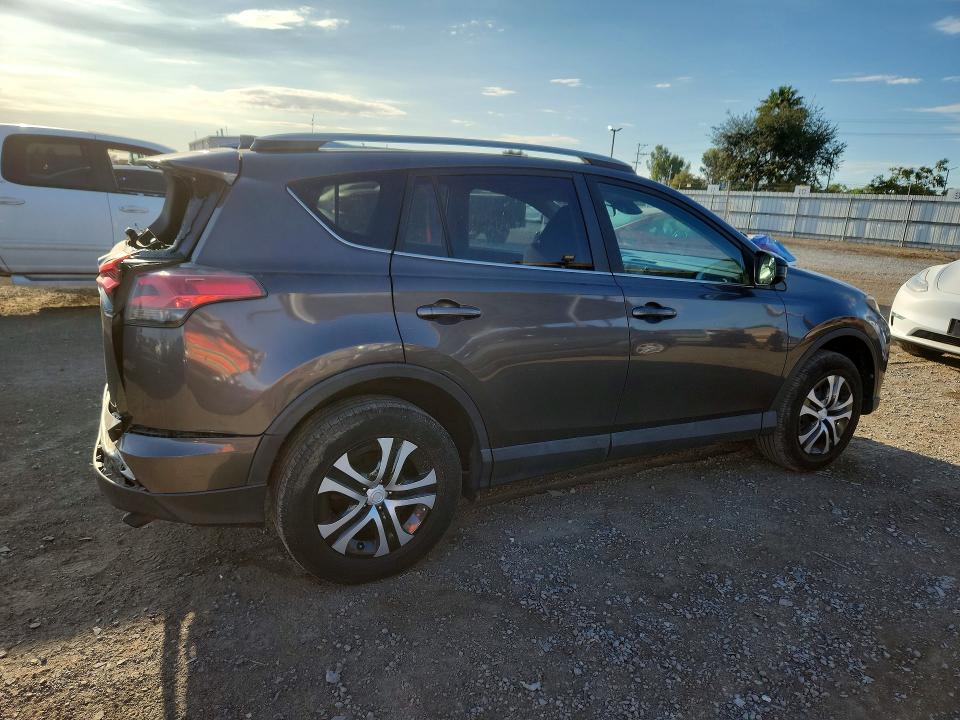 Photo 3 from auction – 2017 TOYOTA RAV4 with VIN 2T3ZFREV3HW369957