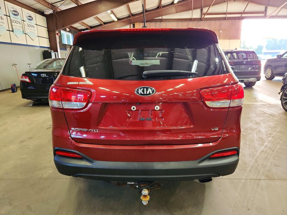 Photo 6 from auction – 2017 KIA SORENTO with VIN 5XYPGDA54HG191990