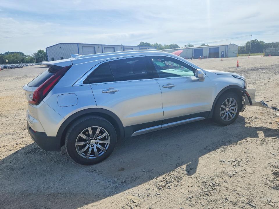 Photo 3 from auction – 2020 CADILLAC XT4 with VIN 1GYFZCR46LF057399