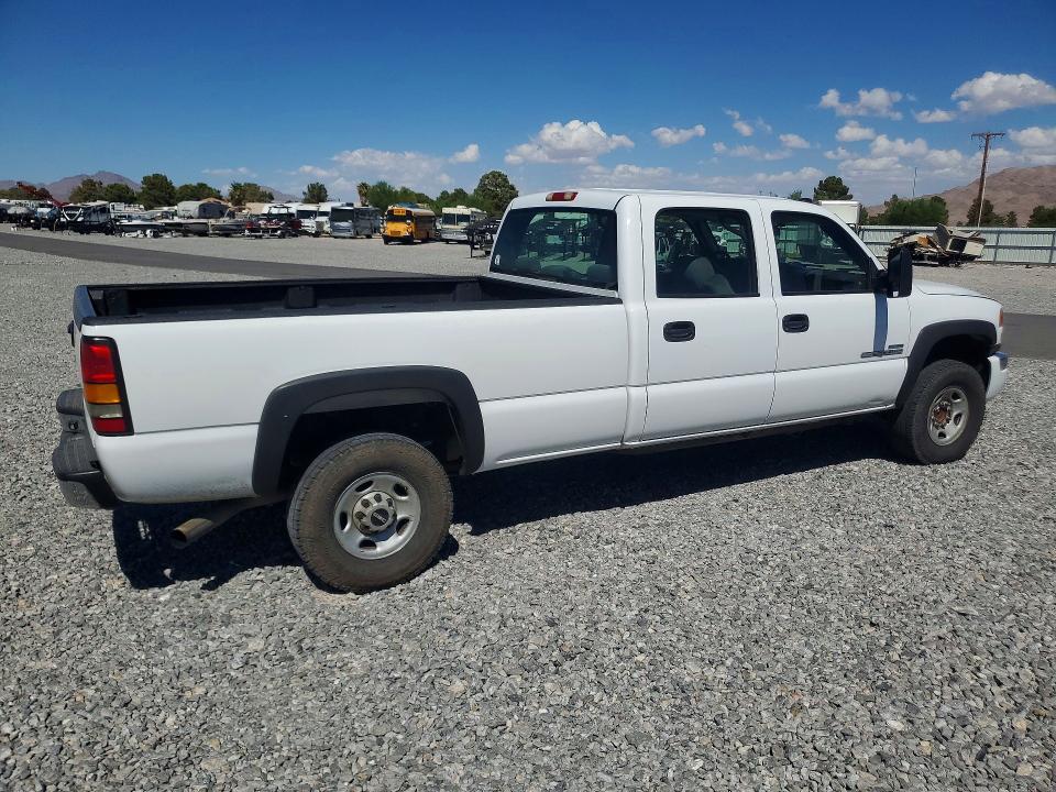 Photo 3 from auction – 2006 GMC SIERRA with VIN 1GTHC23D36F201370