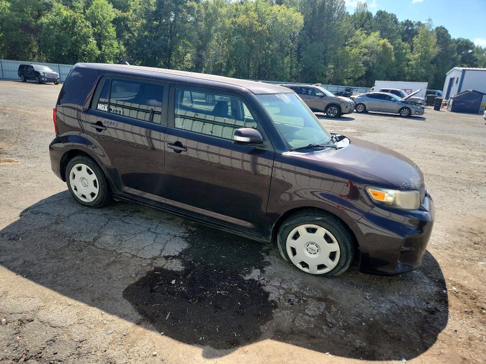 Foto 4 de la subasta – 2011 SCION XB con VIN JTLZE4FE2B1139437