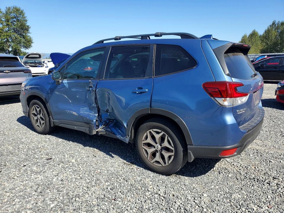 Photo 2 from auction – 2019 SUBARU FORESTER with VIN JF2SKAEC7KH564214