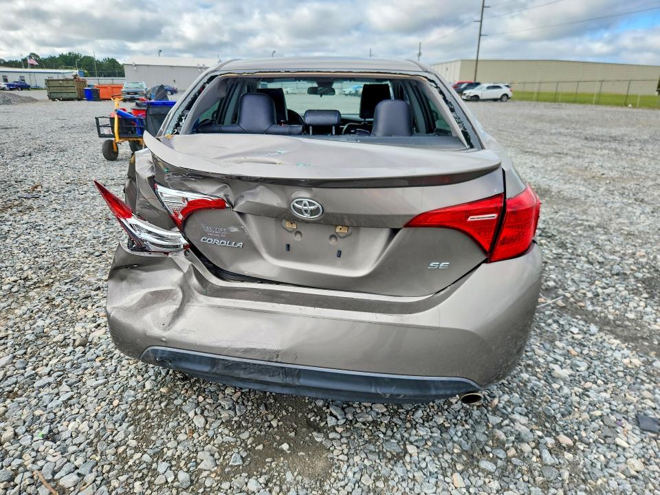 Снимка 6 от търг – 2017 TOYOTA COROLLA с VIN 5YFBURHE6HP659946