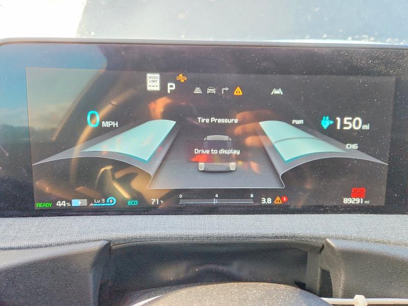 Zdjęcie 9 z aukcji – 2024 KIA EV6 z VIN KNDC34LAXR5215319