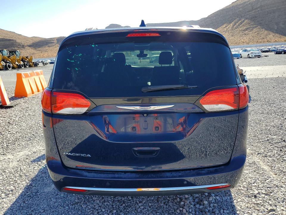 Zdjęcie 6 z aukcji – 2017 CHRYSLER PACIFICA z VIN 2C4RC1BG2HR743730