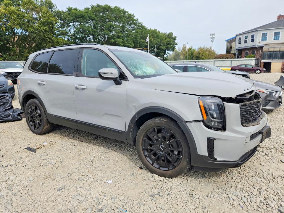 Снимка 4 от търг – 2022 KIA TELLURIDE с VIN 5XYP3DHC9NG253797