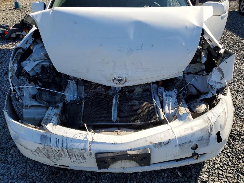 Photo 12 from auction – 2007 TOYOTA PRIUS with VIN JTDKB20U477645429
