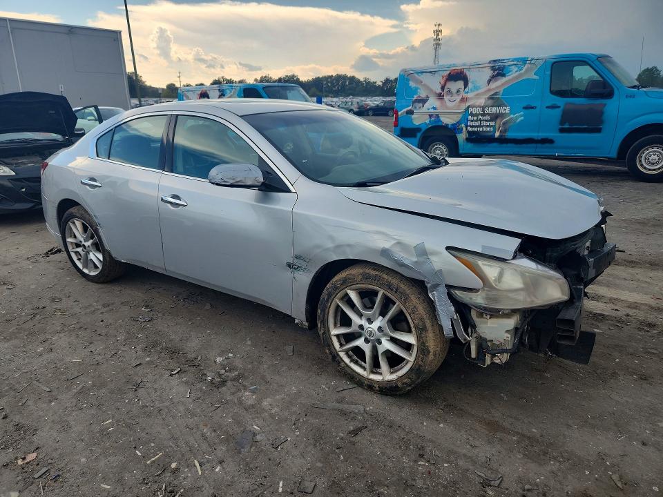 Zdjęcie 4 z aukcji – 2010 NISSAN MAXIMA z VIN 1N4AA5AP7AC838901