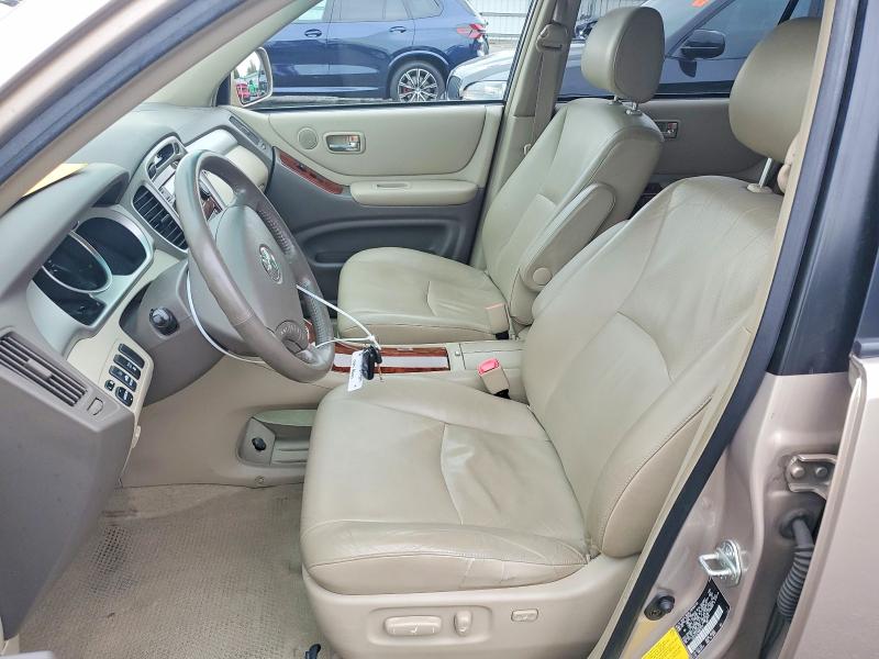 Photo 7 from auction – 2004 TOYOTA HIGHLANDER with VIN JTEEP21A740027377