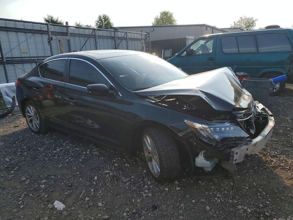 Zdjęcie 4 z aukcji – 2016 ACURA ILX z VIN 19UDE2F77GA003910