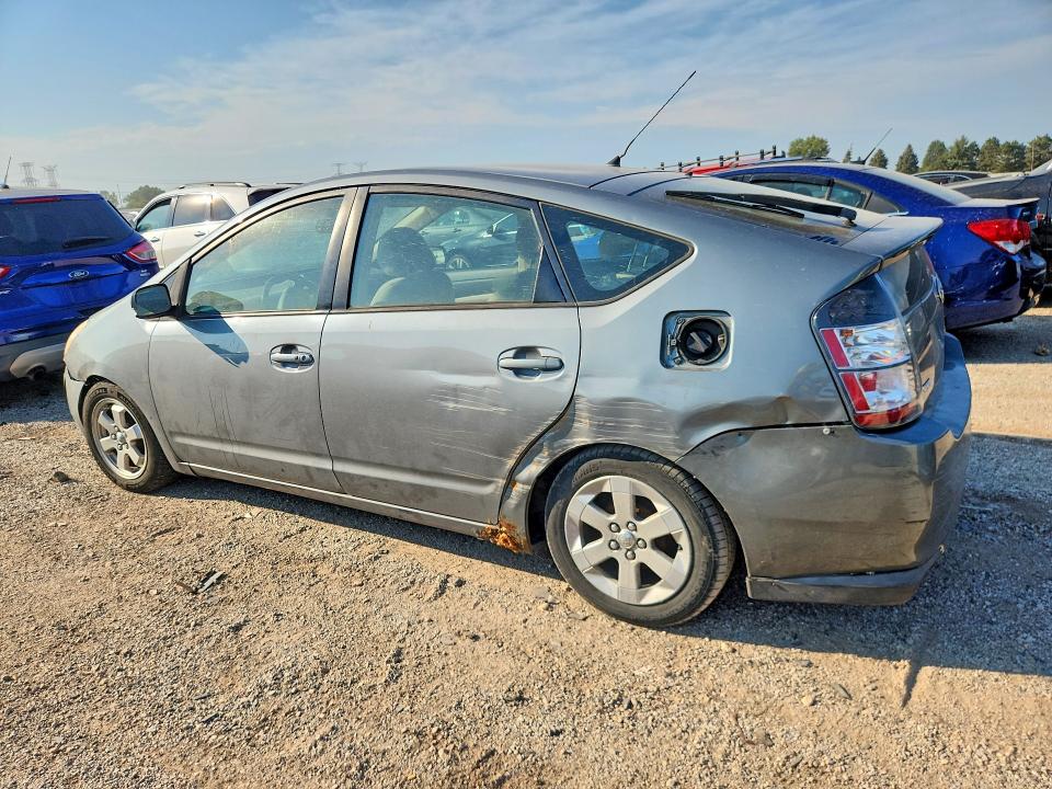 Photo 2 from auction – 2005 TOYOTA PRIUS with VIN JTDKB20UX53032834