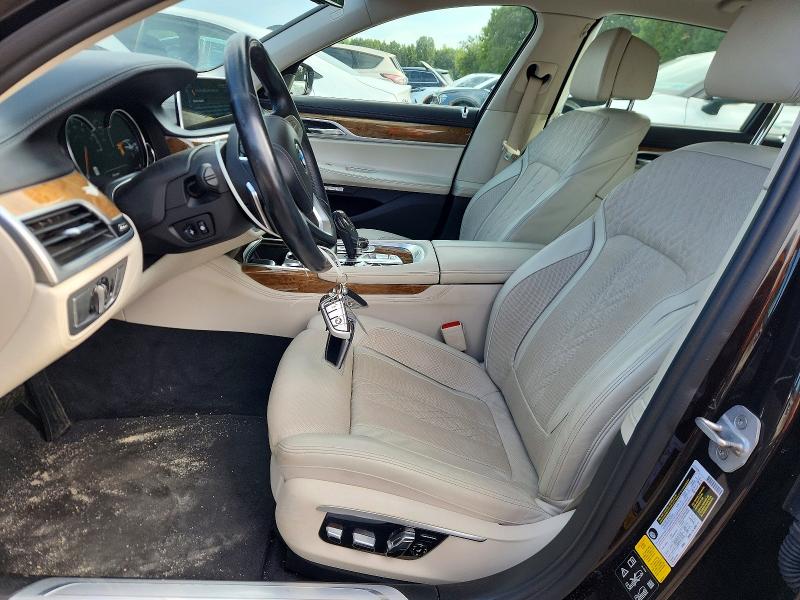 Foto 7 de la subasta – 2017 BMW 750 con VIN WBA7F2C51HG422035