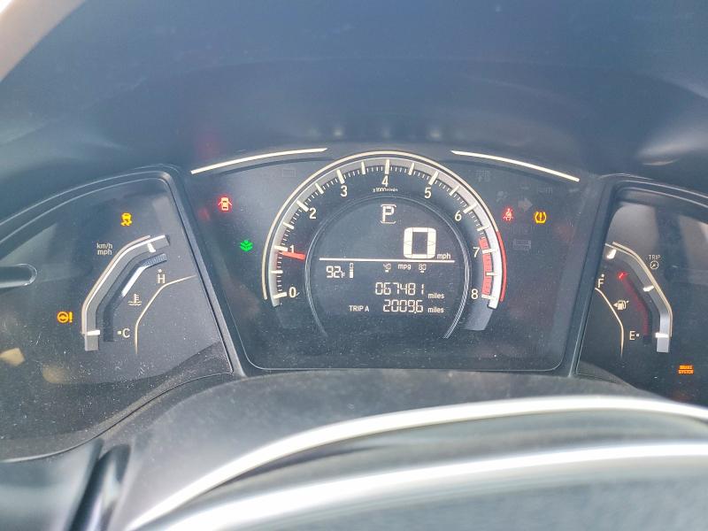 Photo 9 from auction – 2018 HONDA CIVIC with VIN 2HGFC2F53JH561937