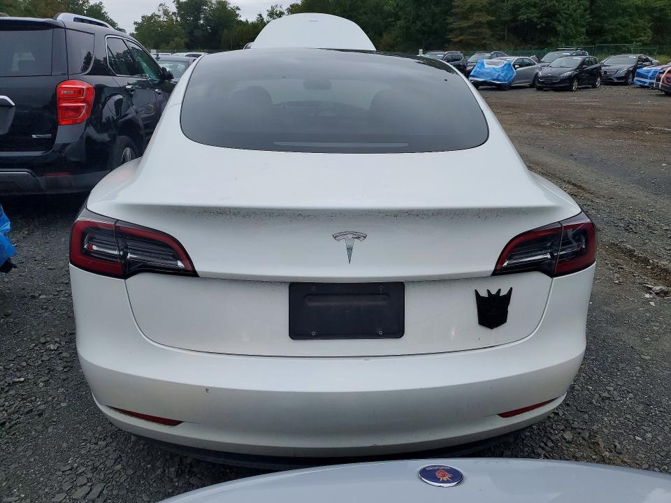 Фото 6 с аукциона – 2023 TESLA MODEL 3 с VIN 5YJ3E1EAXPF504847
