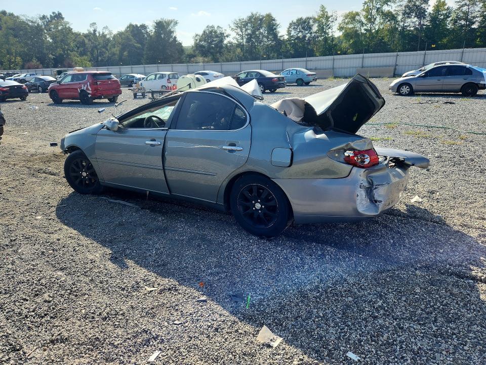 Снимка 2 от търг – 2002 LEXUS ES с VIN JTHBF30GX20083458