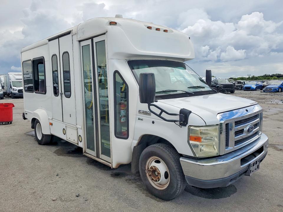 Photo 4 from auction – 2016 FORD ECONOLINE with VIN 1FDEE3FL9GDC32170