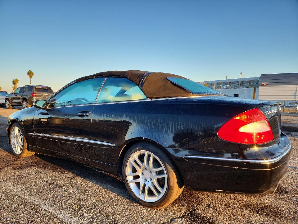 Photo 2 from auction – 2009 MERCEDES-BENZ CLK with VIN WDBTK56F39F263088