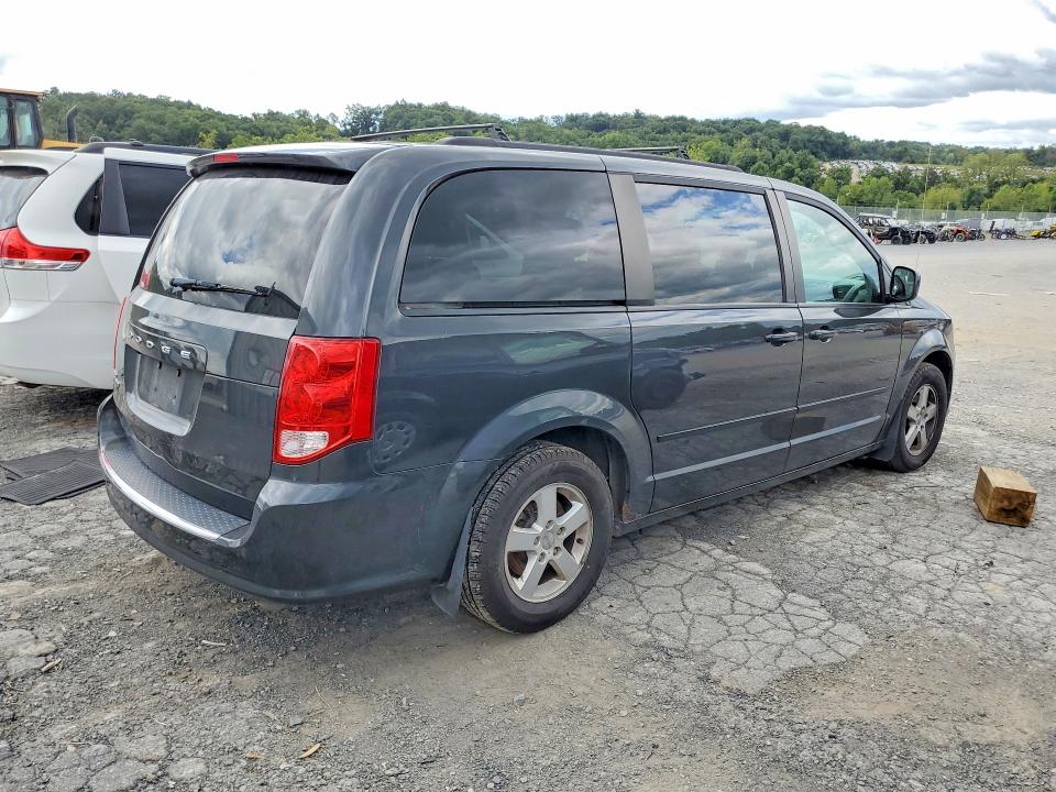 Photo 3 from auction – 2012 DODGE GRAND CARAVAN with VIN 2C4RDGCG7CR125682