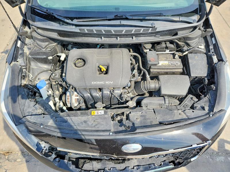 Photo 11 from auction – 2018 KIA FORTE with VIN 3KPFK4A73JE219065