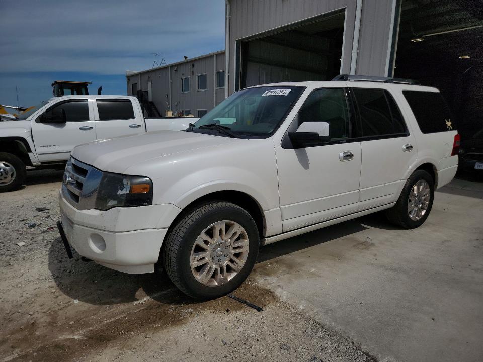 FORD EXPEDITION 2013 с VIN 1FMJU2A58DEF41431 - Снимка от търг
