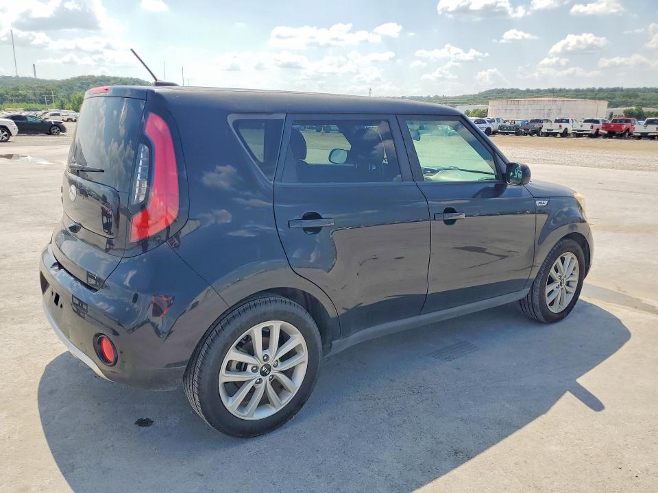 Photo 3 from auction – 2018 KIA SOUL with VIN KNDJP3A58J7896813