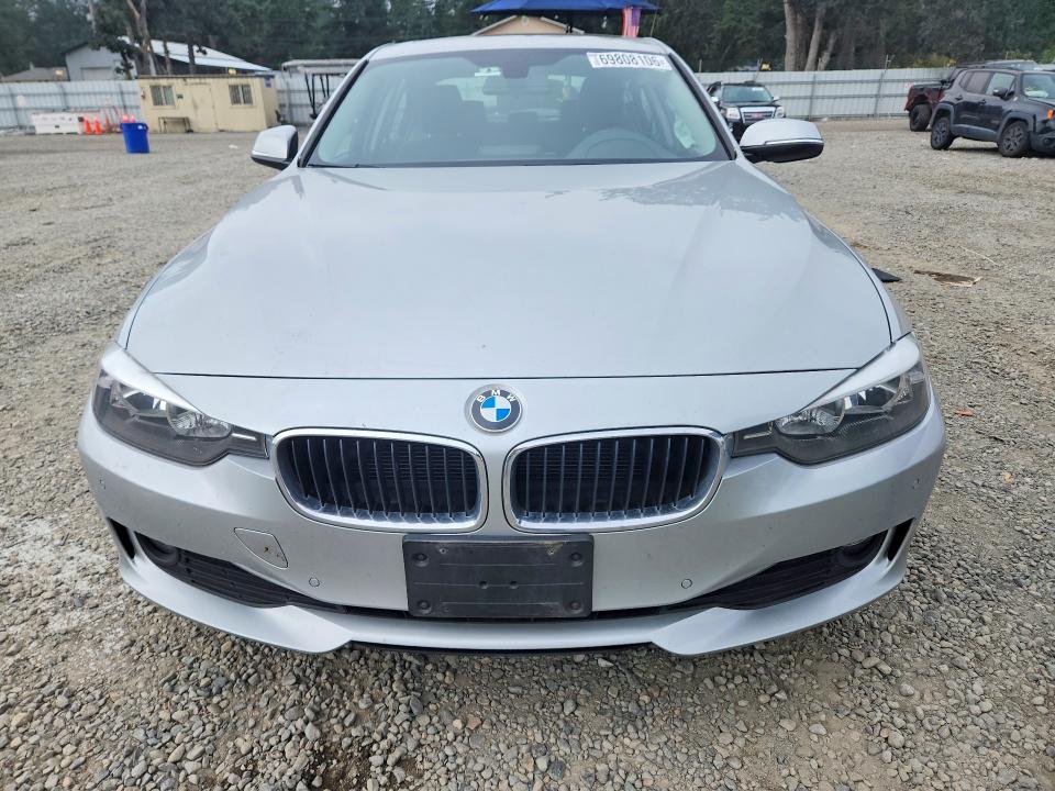 Фото 5 с аукциона – 2015 BMW 320 с VIN WBA3B1C59FK141356