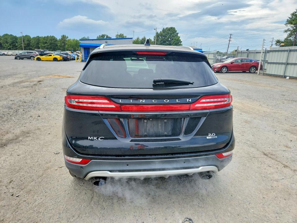 Photo 6 from auction – 2016 LINCOLN MKC with VIN 5LMCJ1C93GUJ21112