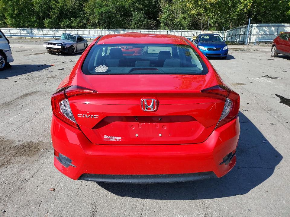 Снимка 6 от търг – 2017 HONDA CIVIC с VIN 2HGFC2F50HH554597