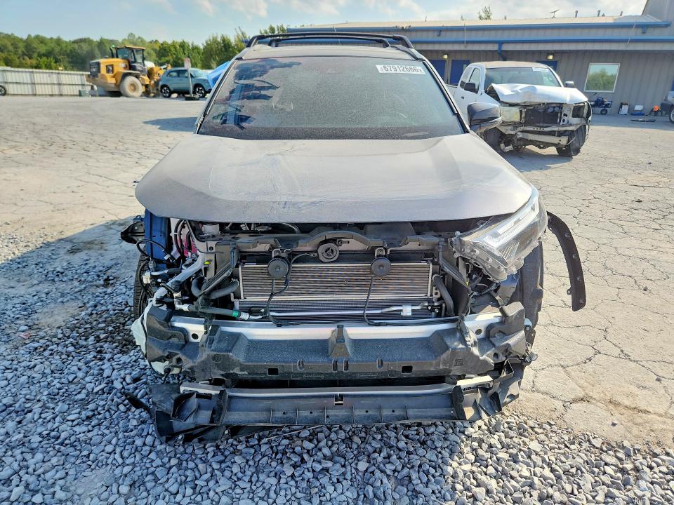 Снимка 5 от търг – 2025 TOYOTA RAV4 с VIN JTMFB3FV7SD235418