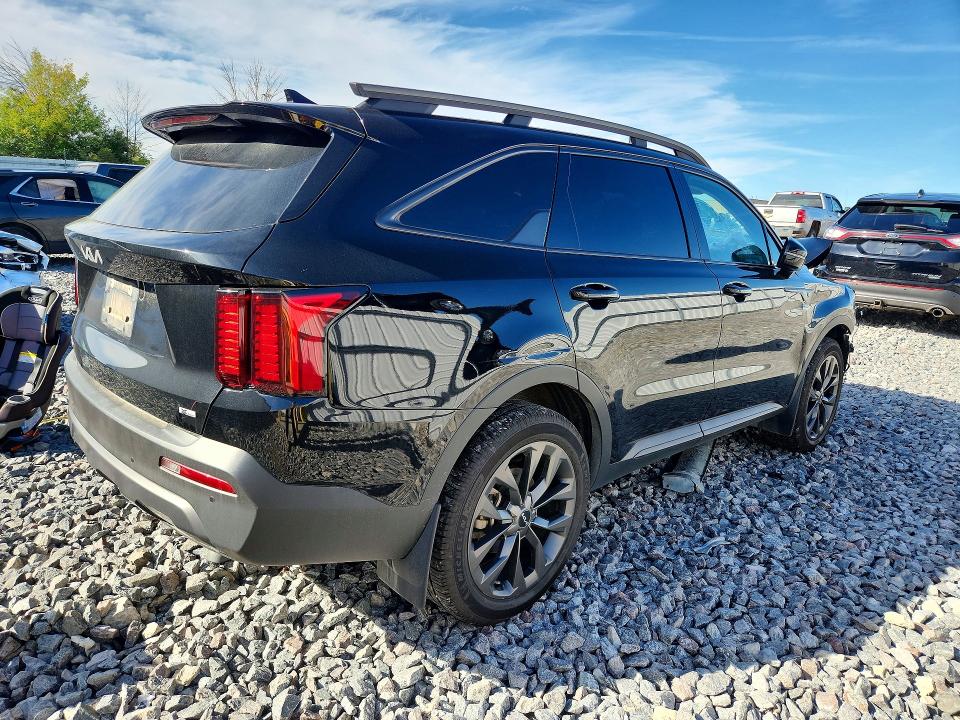 Zdjęcie 3 z aukcji – 2023 KIA SORENTO z VIN 5XYRHDLF4PG245184