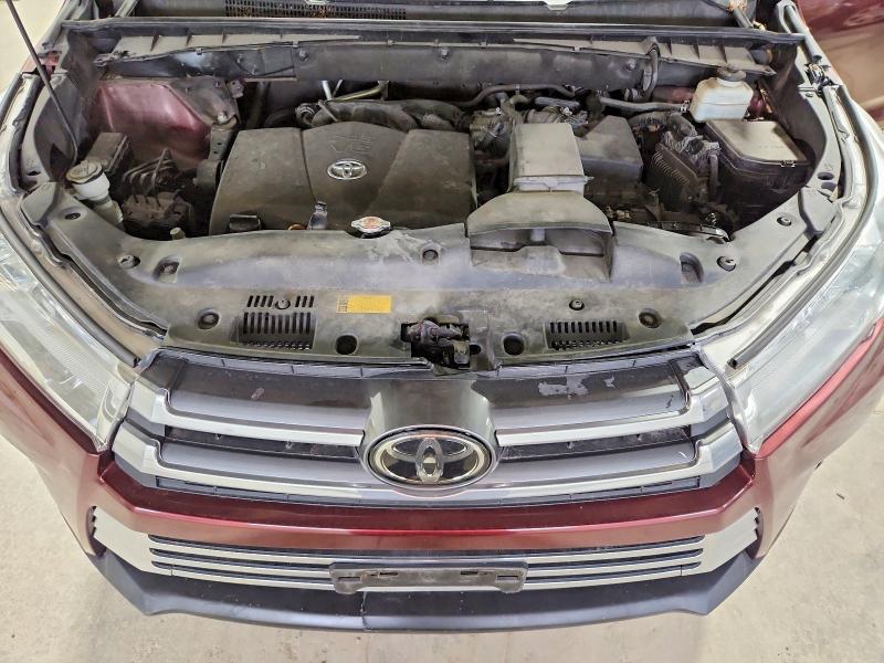 Photo 11 from auction – 2019 TOYOTA HIGHLANDER with VIN 5TDDZRFH6KS958374