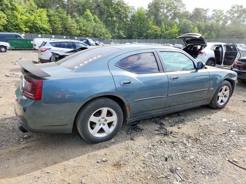 Photo 3 from auction – 2006 DODGE CHARGER with VIN 2B3KA43G46H233147